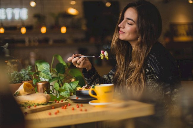 10 Clean Eating Tips to  Reset Your Diet